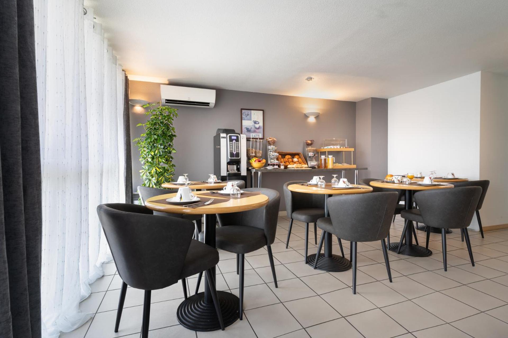 Sejours & Affaires Annecy Le Pont Neuf Aparthotel Cran-Gévrier Eksteriør bilde