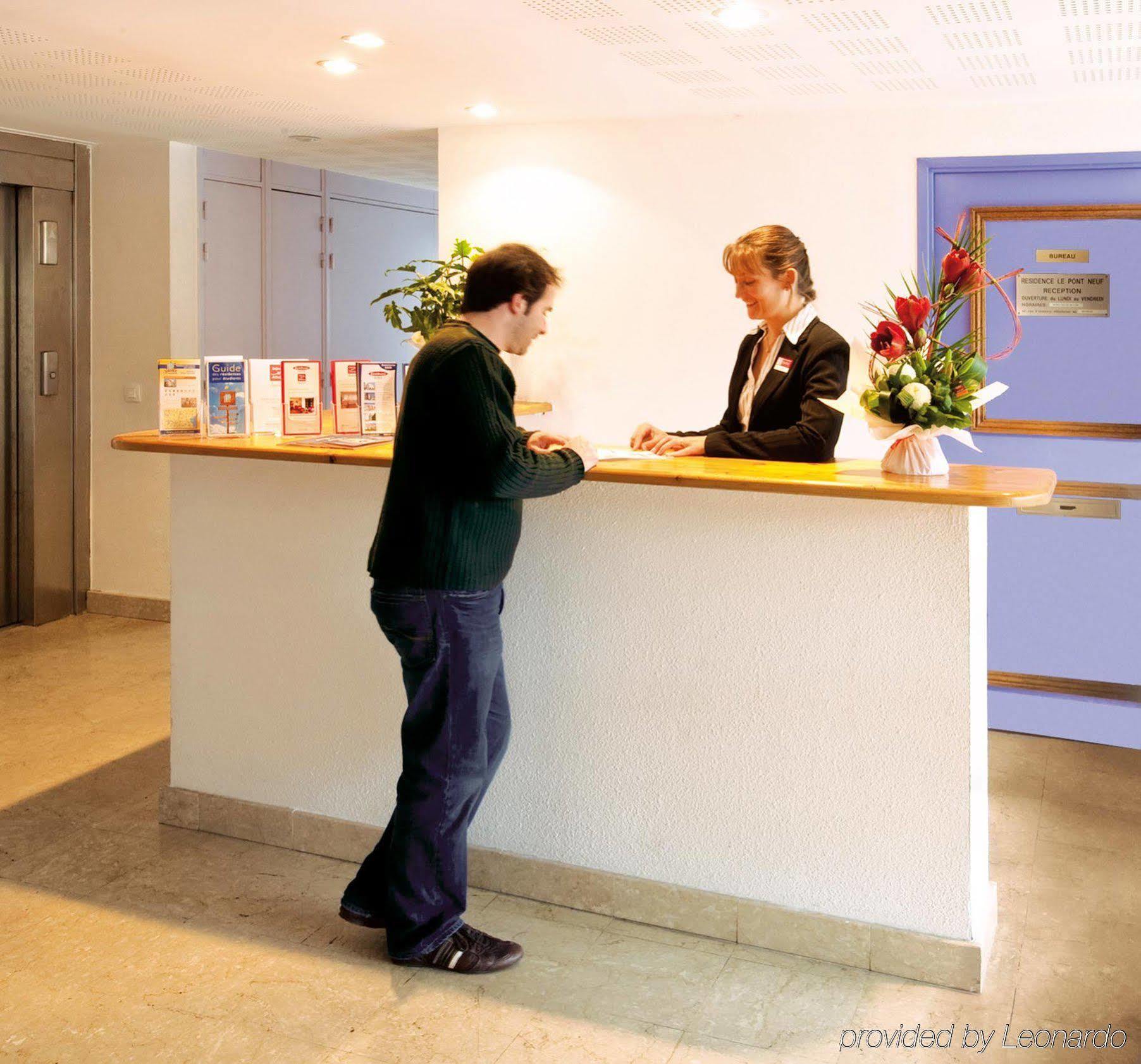 Sejours & Affaires Annecy Le Pont Neuf Aparthotel Cran-Gévrier Eksteriør bilde