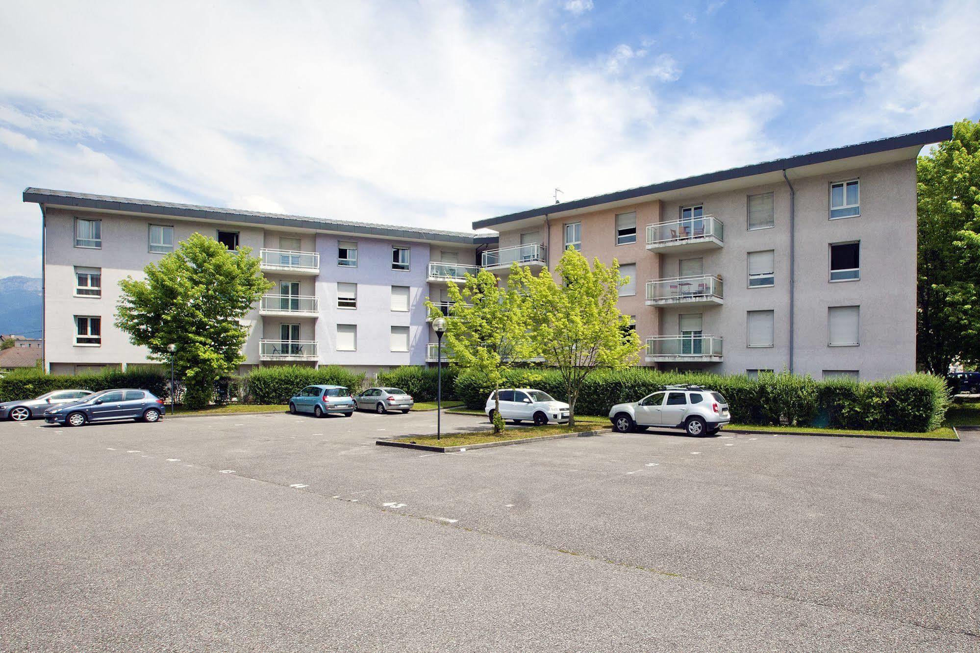 Sejours & Affaires Annecy Le Pont Neuf Aparthotel Cran-Gévrier Eksteriør bilde
