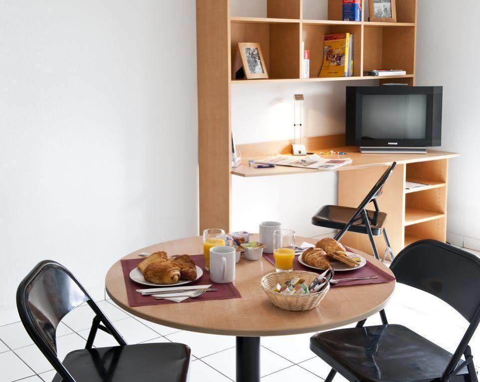 Sejours & Affaires Annecy Le Pont Neuf Aparthotel Cran-Gévrier Eksteriør bilde